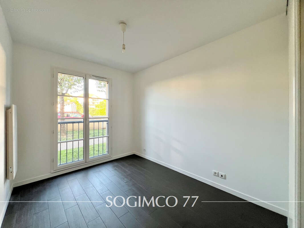 Appartement à VAIRES-SUR-MARNE
