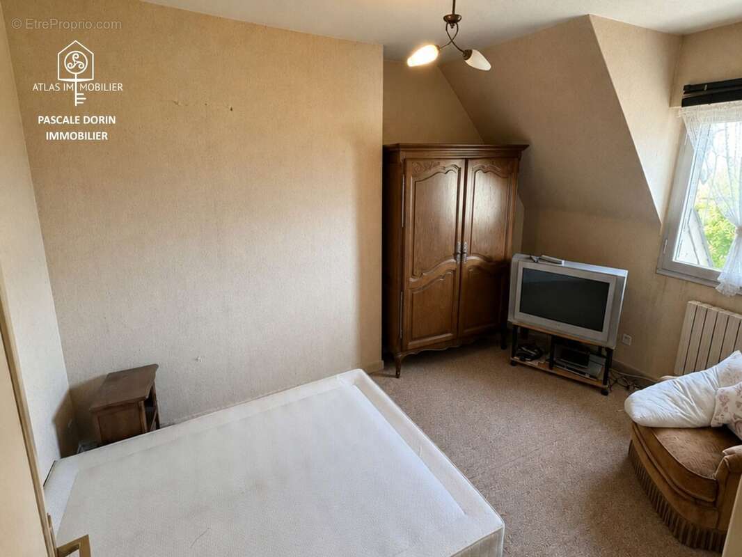 Maison 124 m² à Pont-Pean  - photo 7