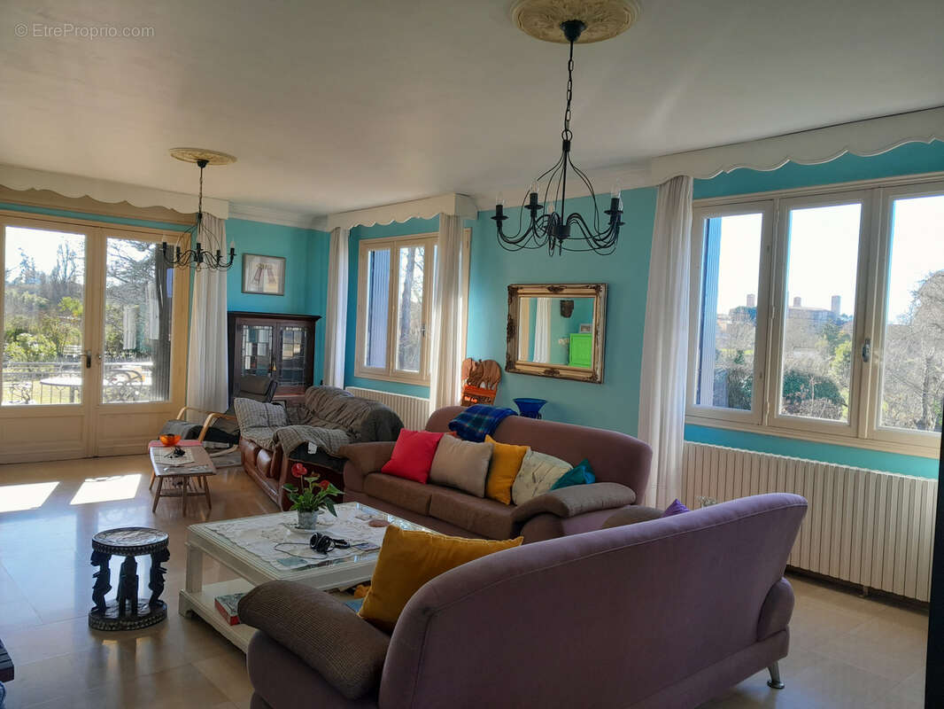 Maison à SAINT-NICOLAS-DE-LA-GRAVE