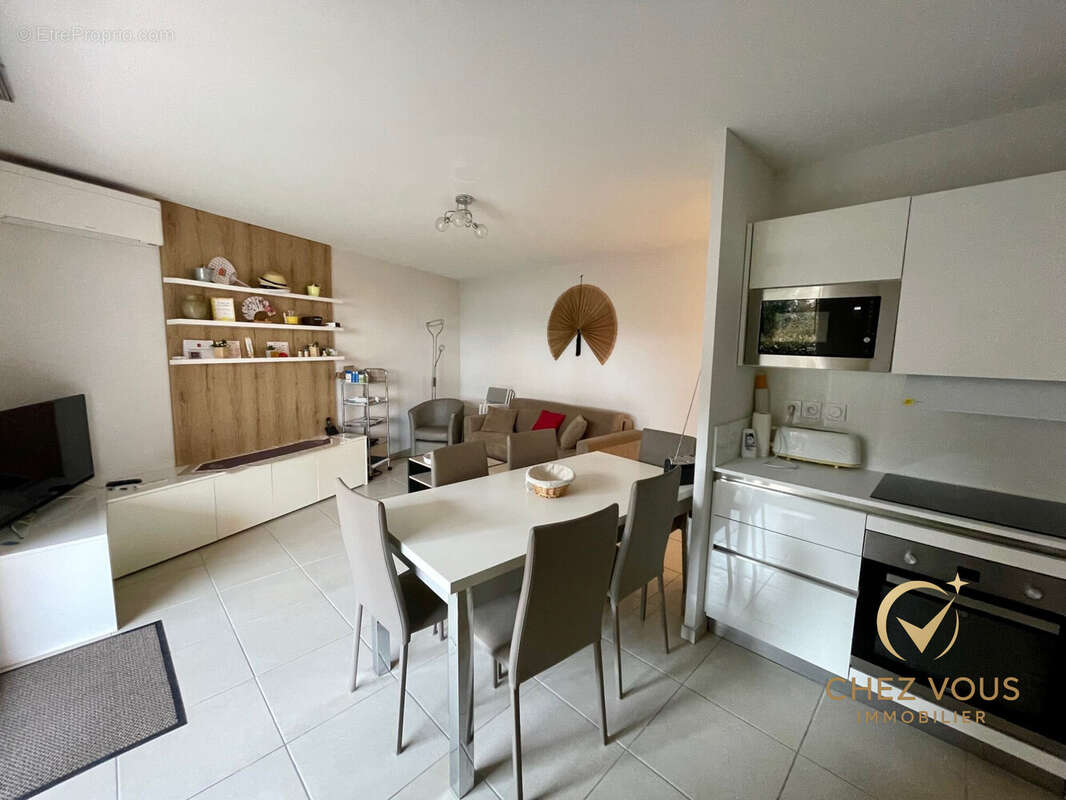 Appartement à FREJUS