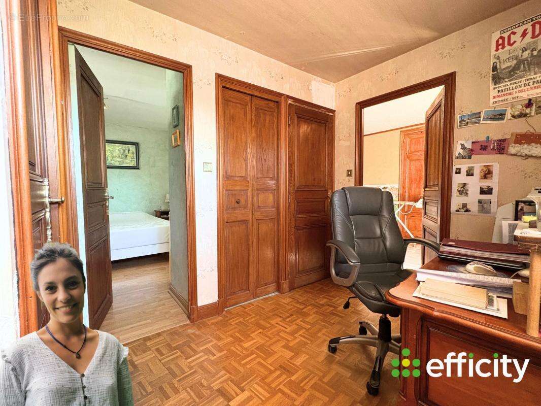 Maison à SURY-LE-COMTAL