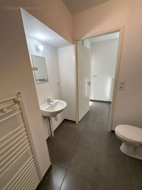 Maison à NEUVILLE-EN-FERRAIN