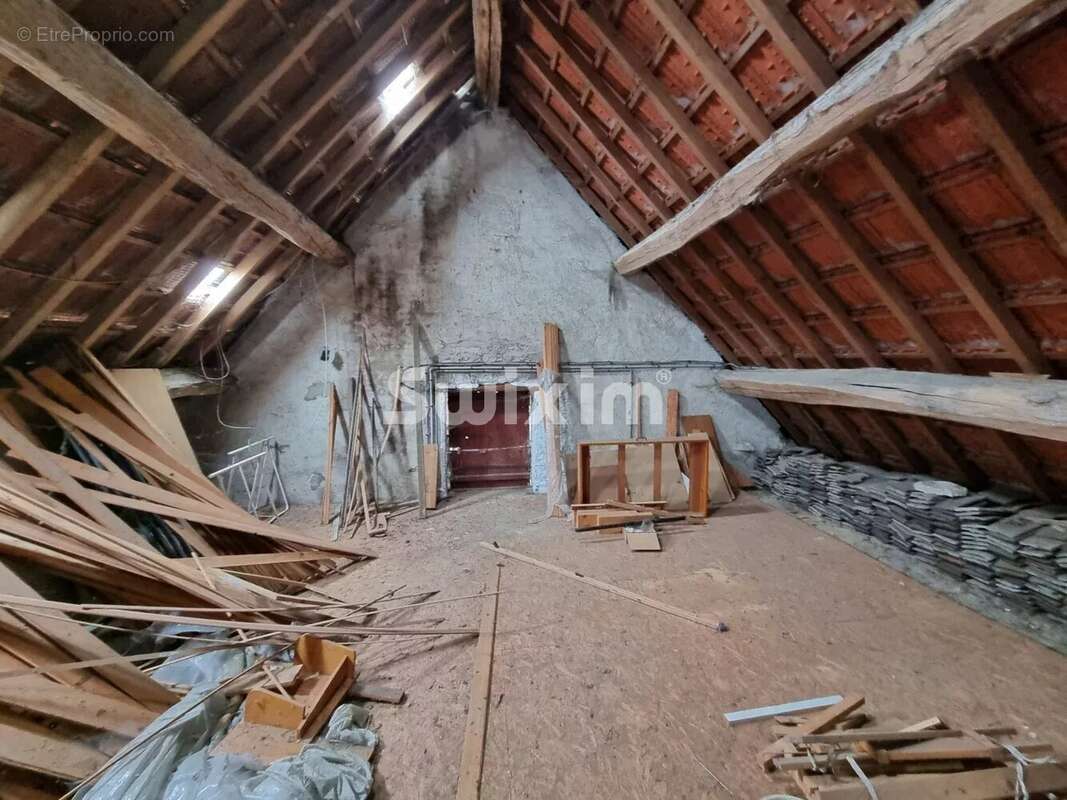 Maison à DORNECY