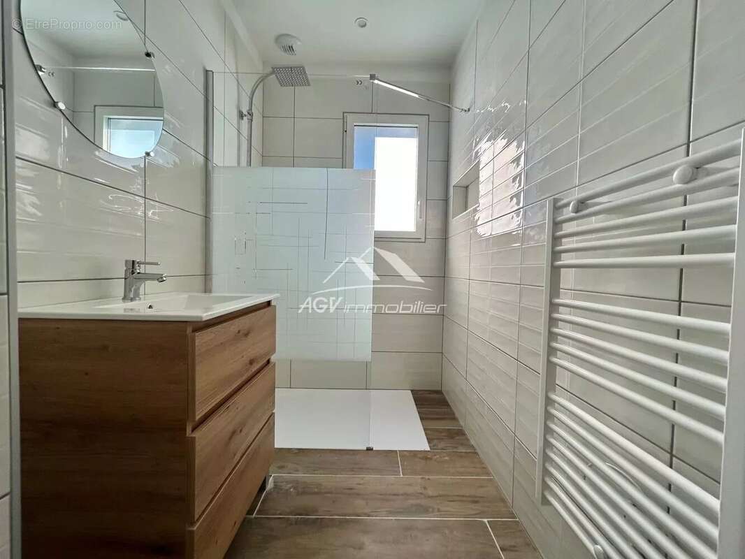 Maison à SAINT-MARTIN-DE-VALGALGUES