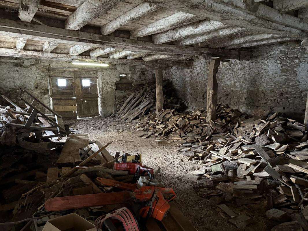 Maison à TAURIAC-DE-NAUCELLE