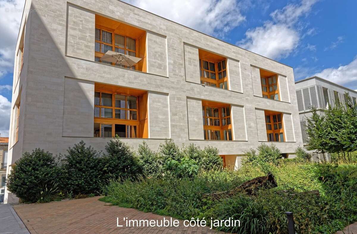 Appartement à BORDEAUX