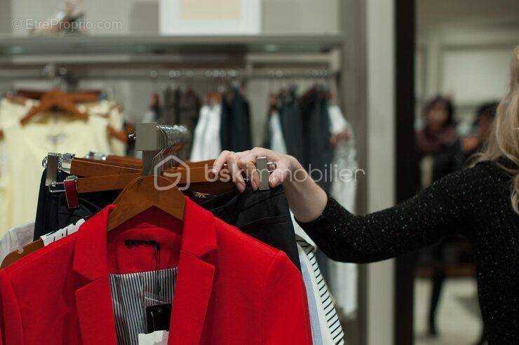 Commerce à BOURBONNE-LES-BAINS