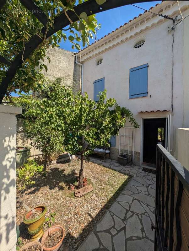Maison à SIX-FOURS-LES-PLAGES