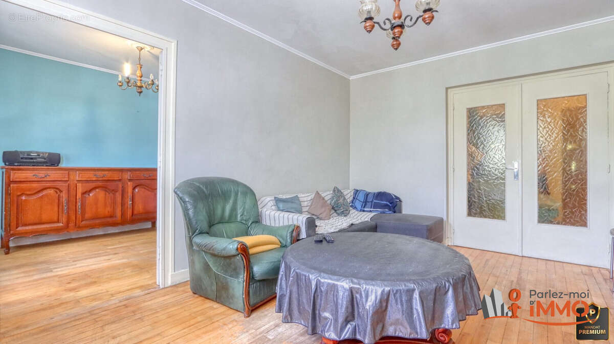 Appartement 59 m² à Saint-Etienne  - photo 5