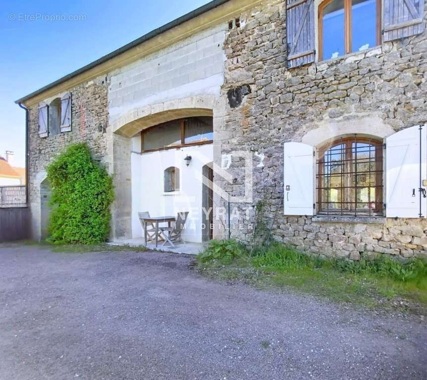 Maison à SEMUR-EN-AUXOIS