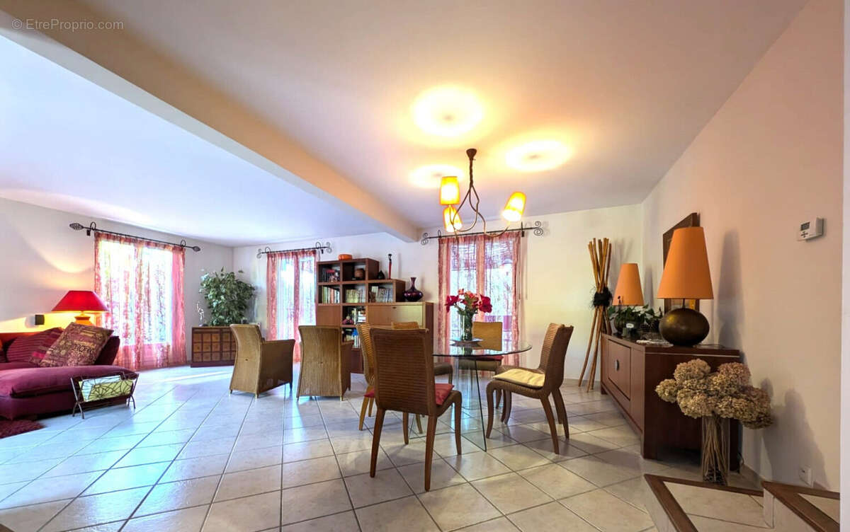 Maison à MARSEILLE-11E