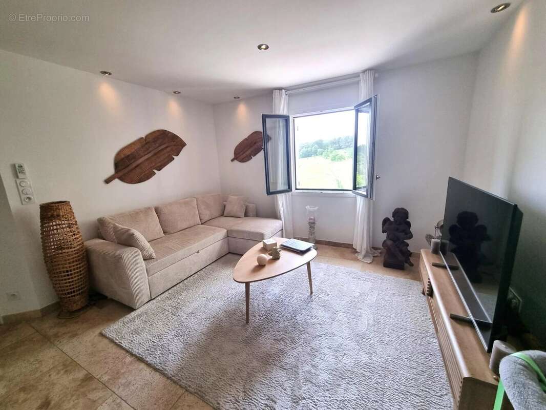 Appartement à PUGET
