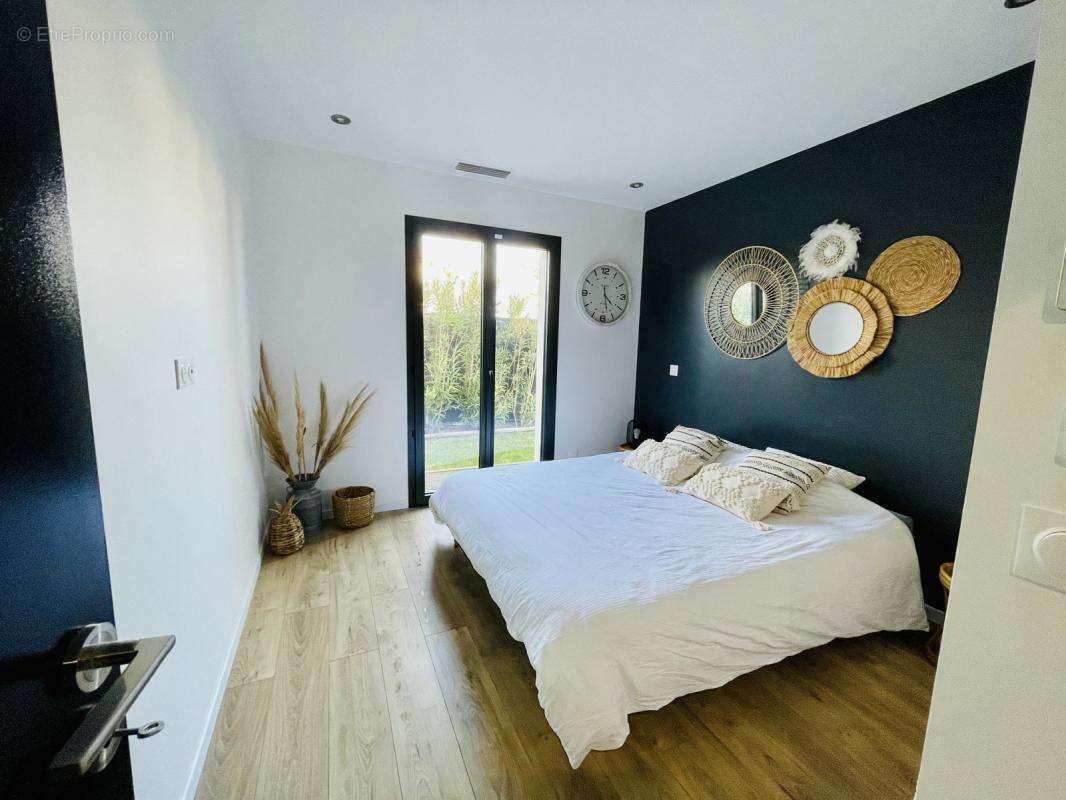 Maison à LE FAUGA