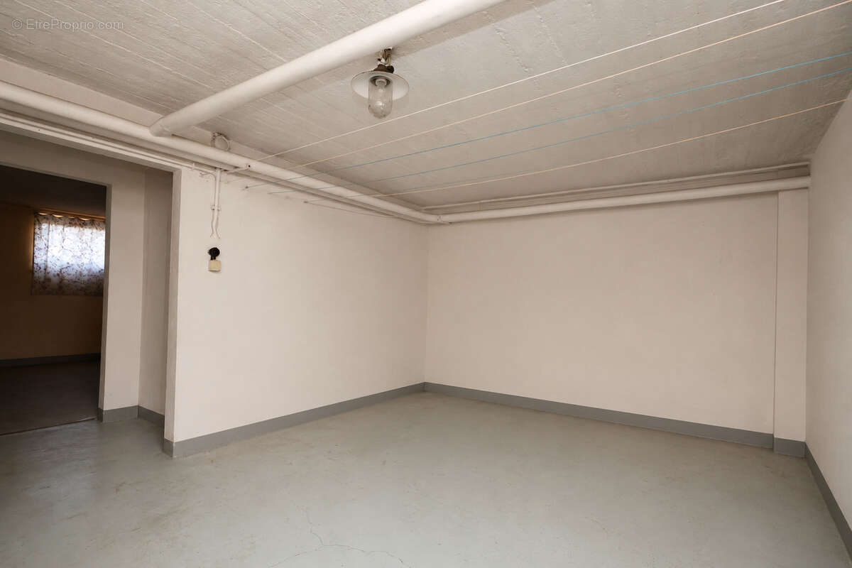Maison bourgeoise de caractère  138 m2 quartier plantières queuleu - photo 8