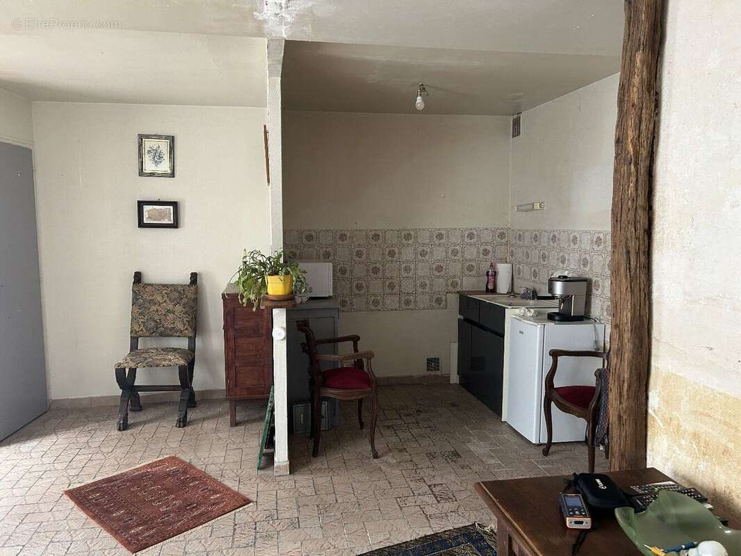 Maison à SAINT-JEAN-D'ANGELY