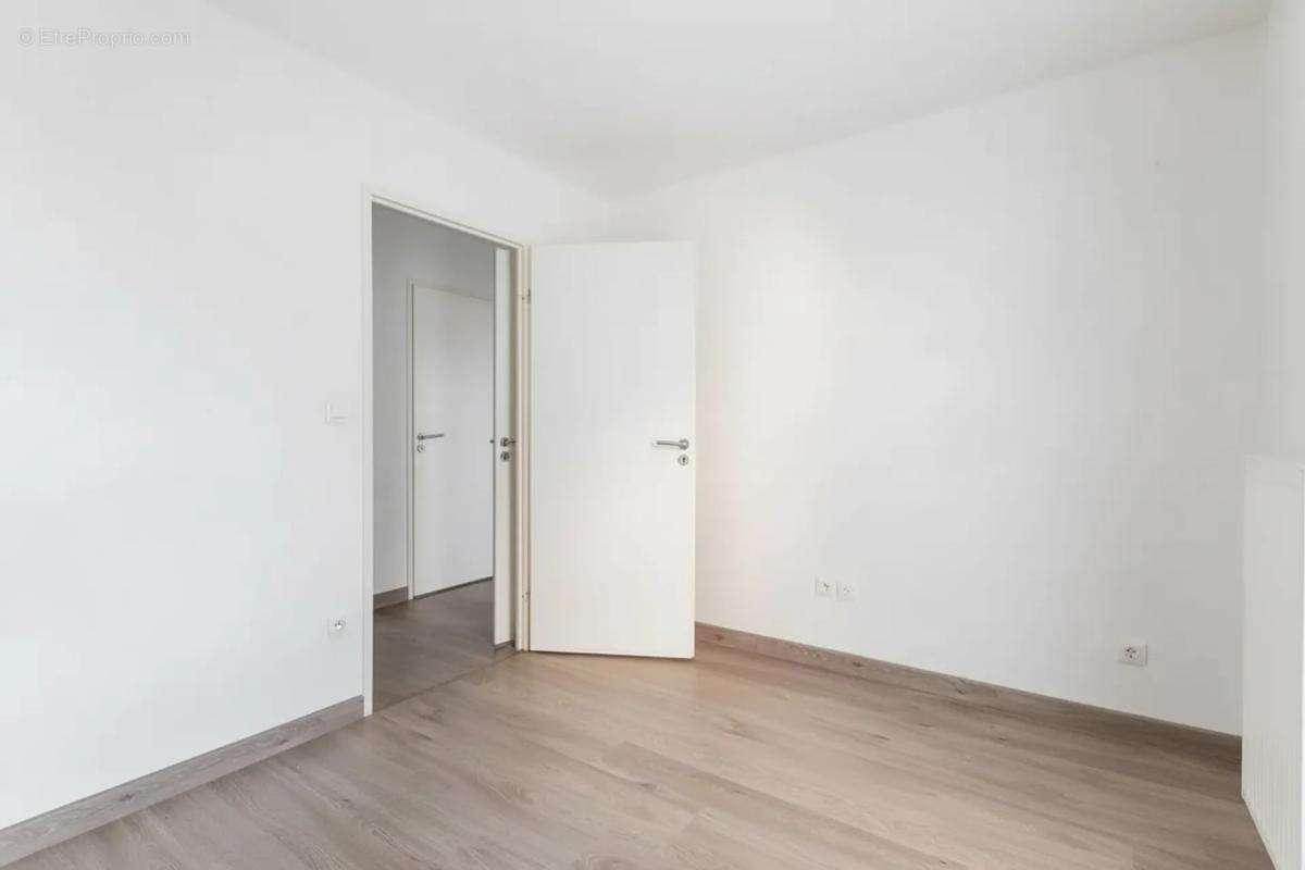 Appartement T3 lumineux avec balcon à Lomme - photo 9
