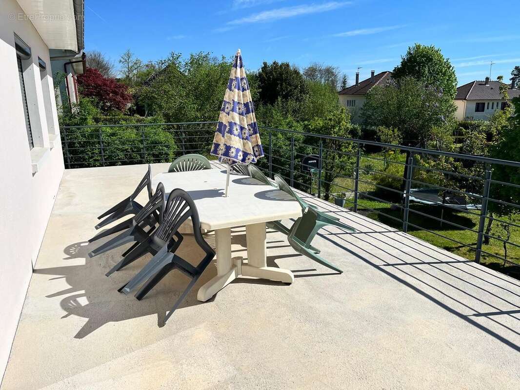 Maison à RILHAC-RANCON