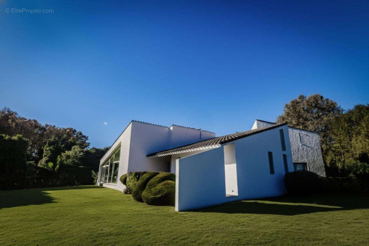 Maison à SAINT-CYPRIEN