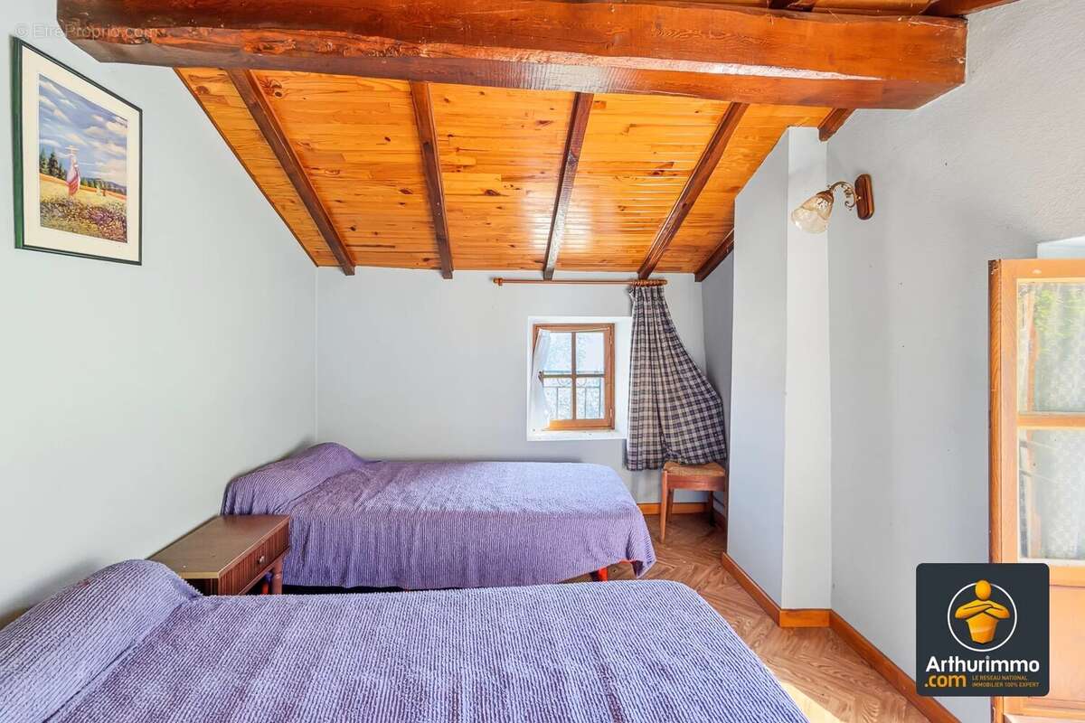 Maison à LABATIE-D'ANDAURE