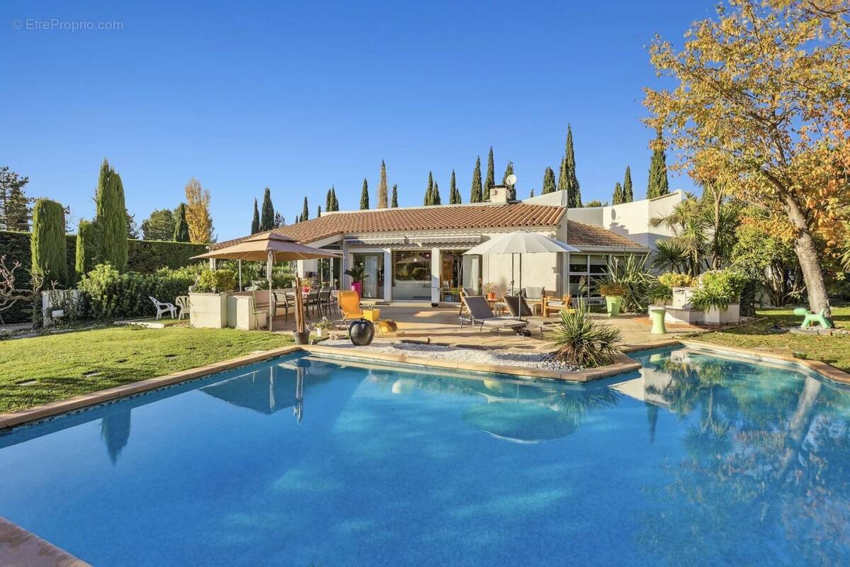 Maison à BOUC-BEL-AIR