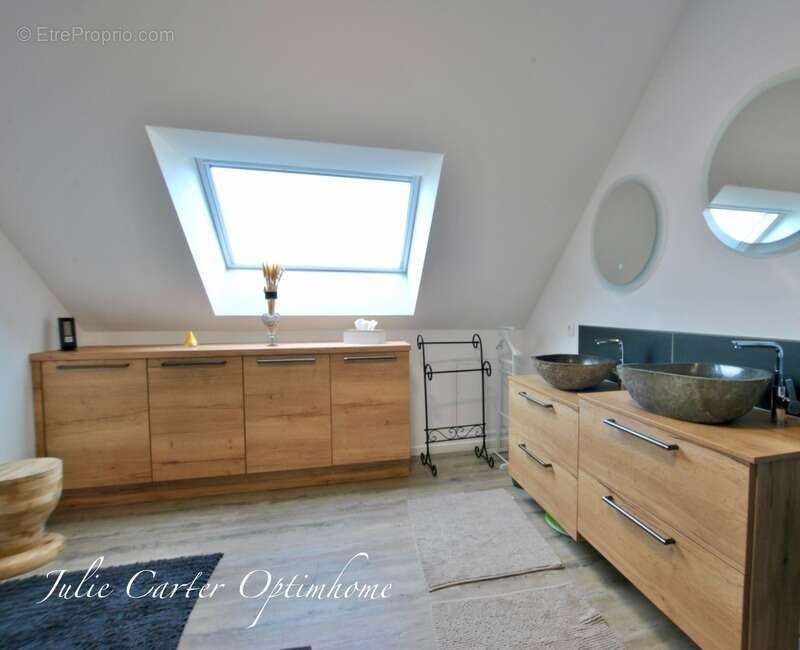 Maison à COURTILLERS