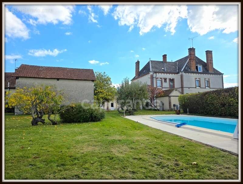 Maison à vendre  Propriété familiale de caractère  266 m²  Piscine  7 chambres  A6  - photo 19