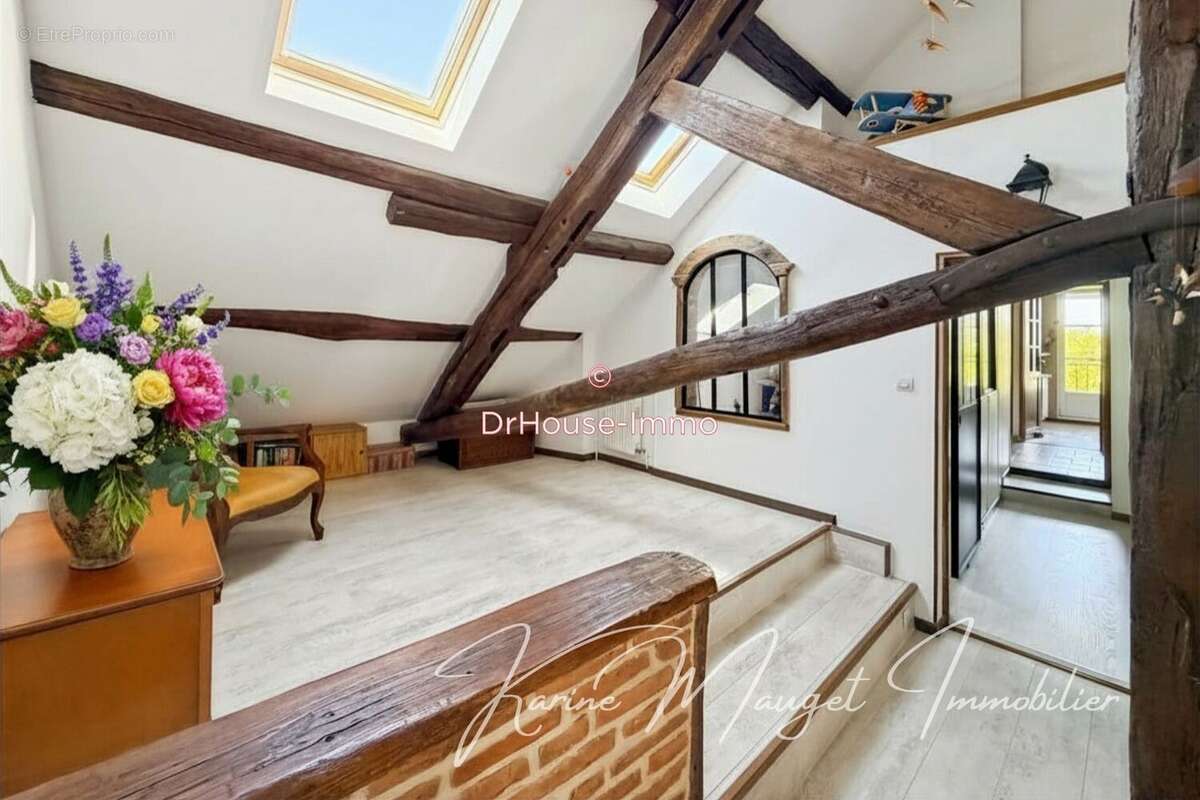 Maison à LUMIGNY-NESLES-ORMEAUX