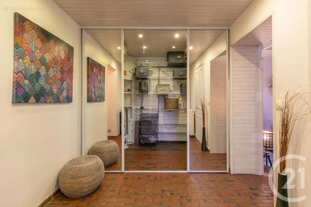 Maison à SAINT-MAUR-DES-FOSSES