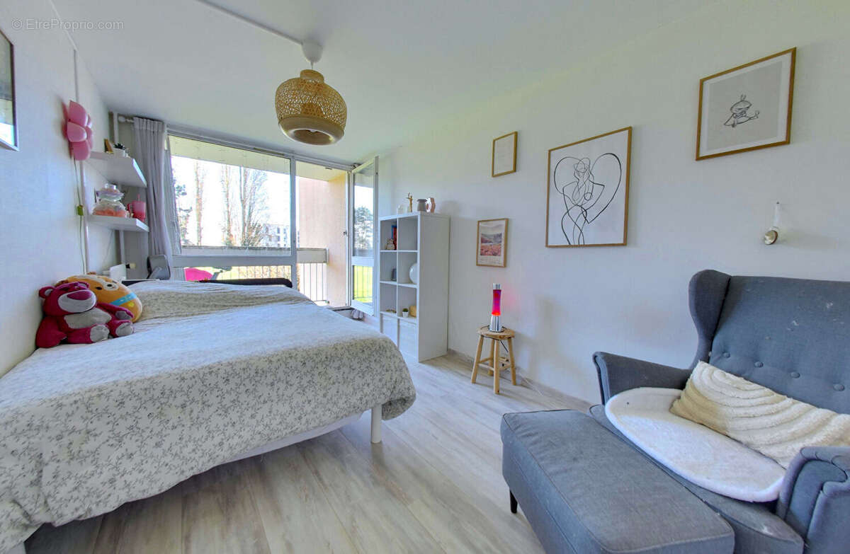 Appartement à ROISSY-EN-BRIE