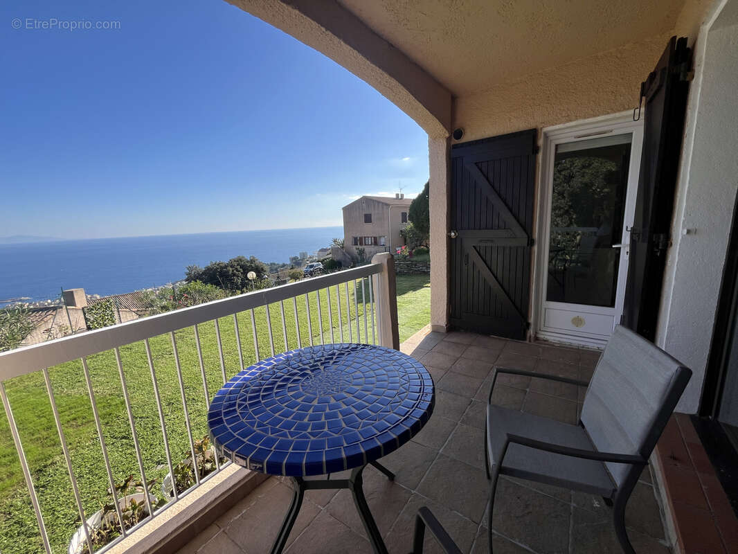 Maison à SAN-MARTINO-DI-LOTA