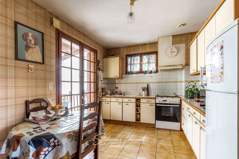 Maison à NEUVIC