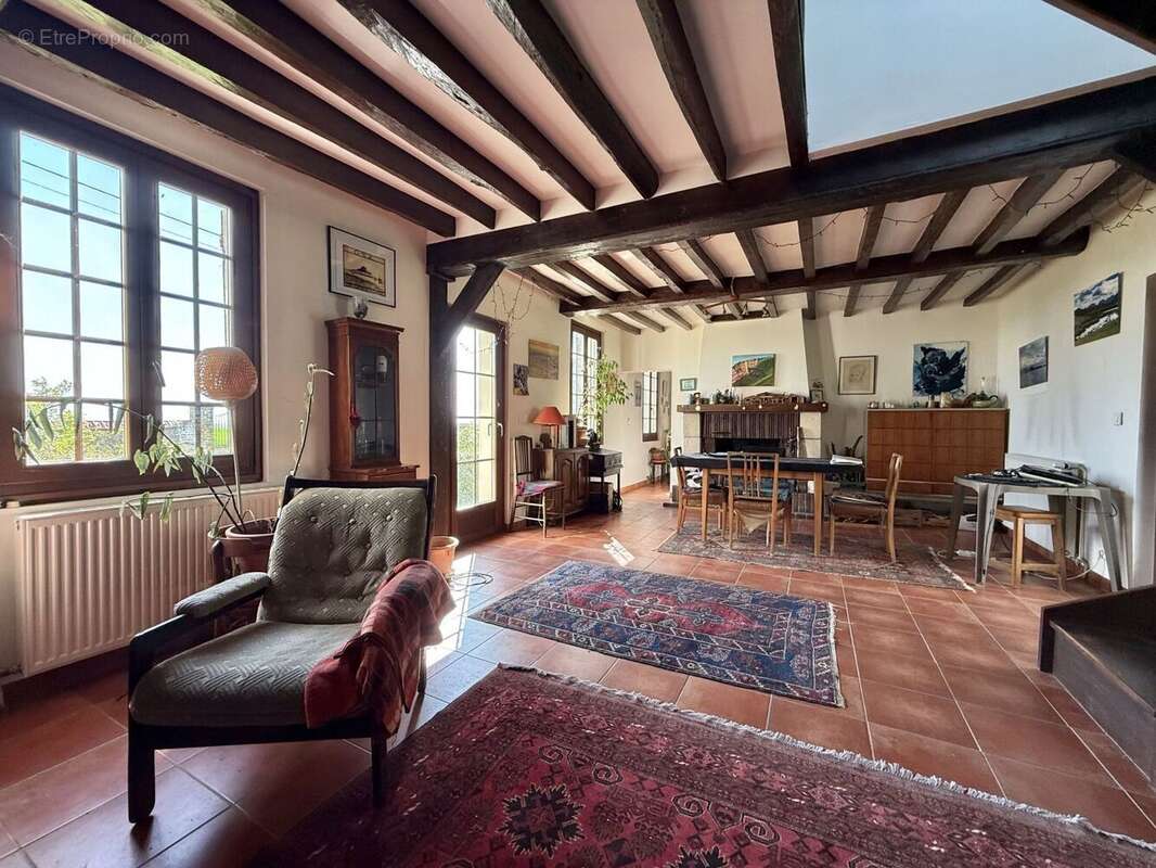 Maison à CHAUMONT-EN-VEXIN