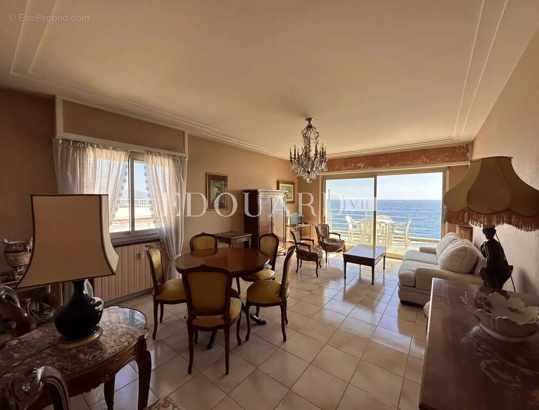 Appartement à MENTON