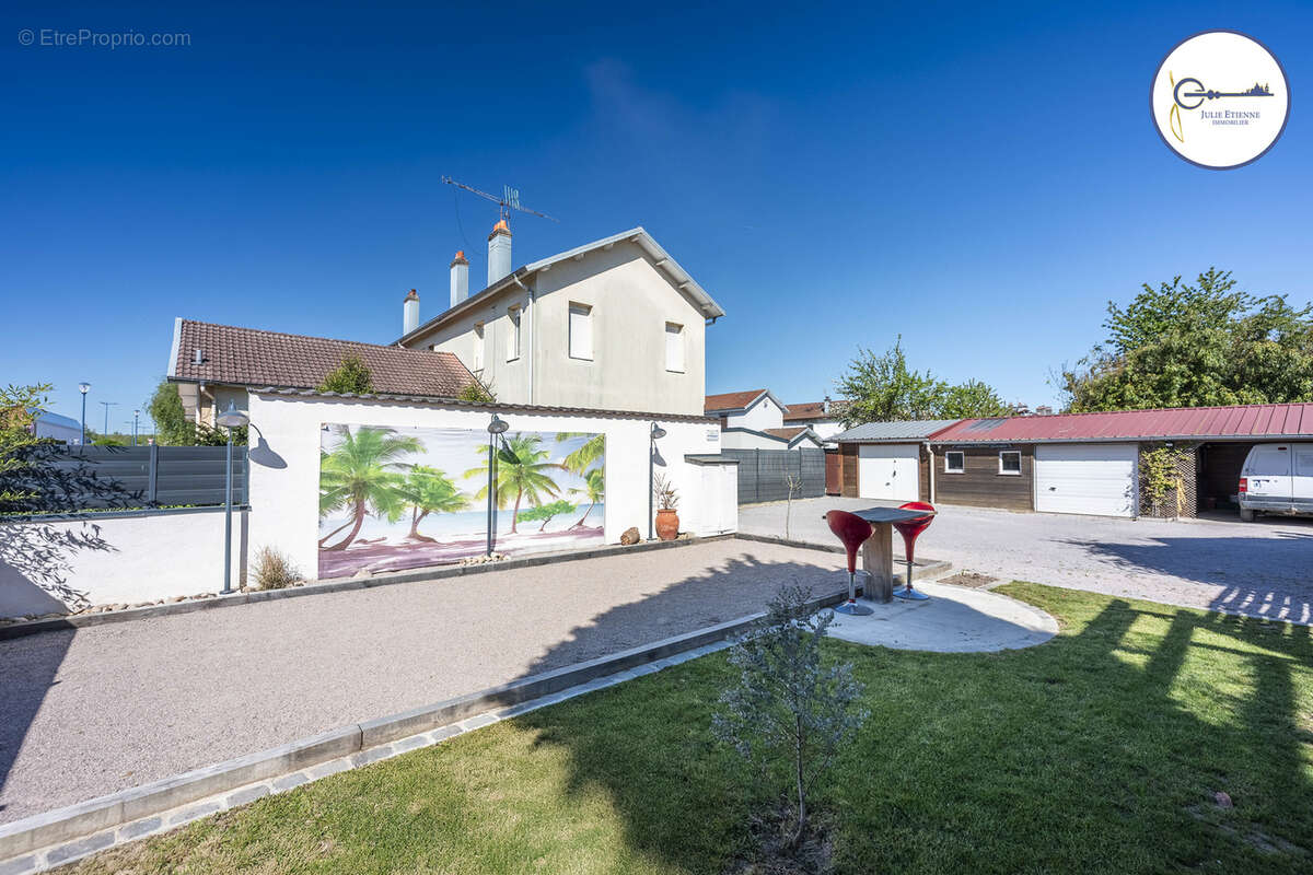 Maison à GOLBEY