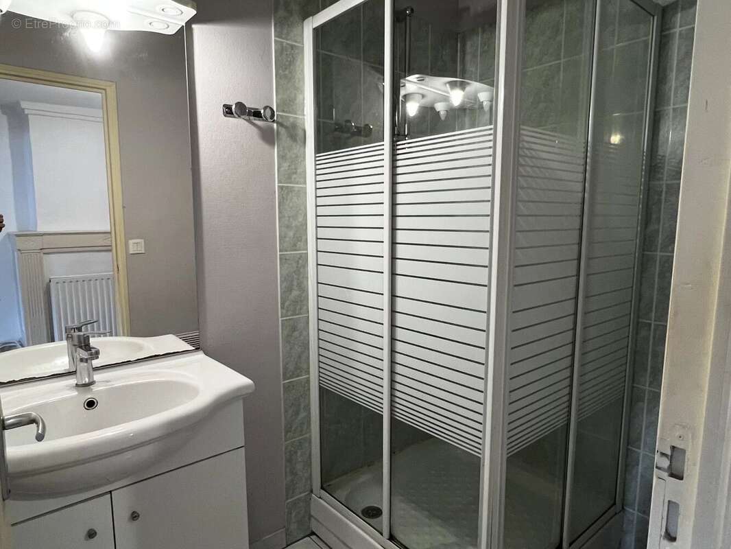 Maison à MAGNAC-LAVAL