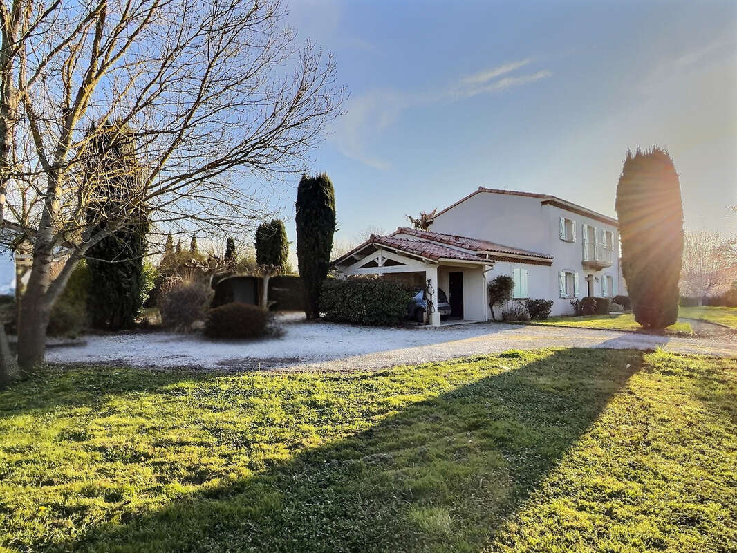 Maison à LAVAUR