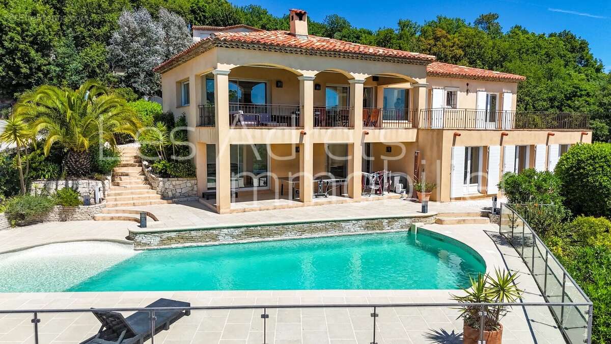 Maison à LES ADRETS-DE-L'ESTEREL