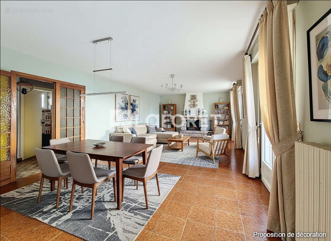 Maison à SAINT-MARCEL