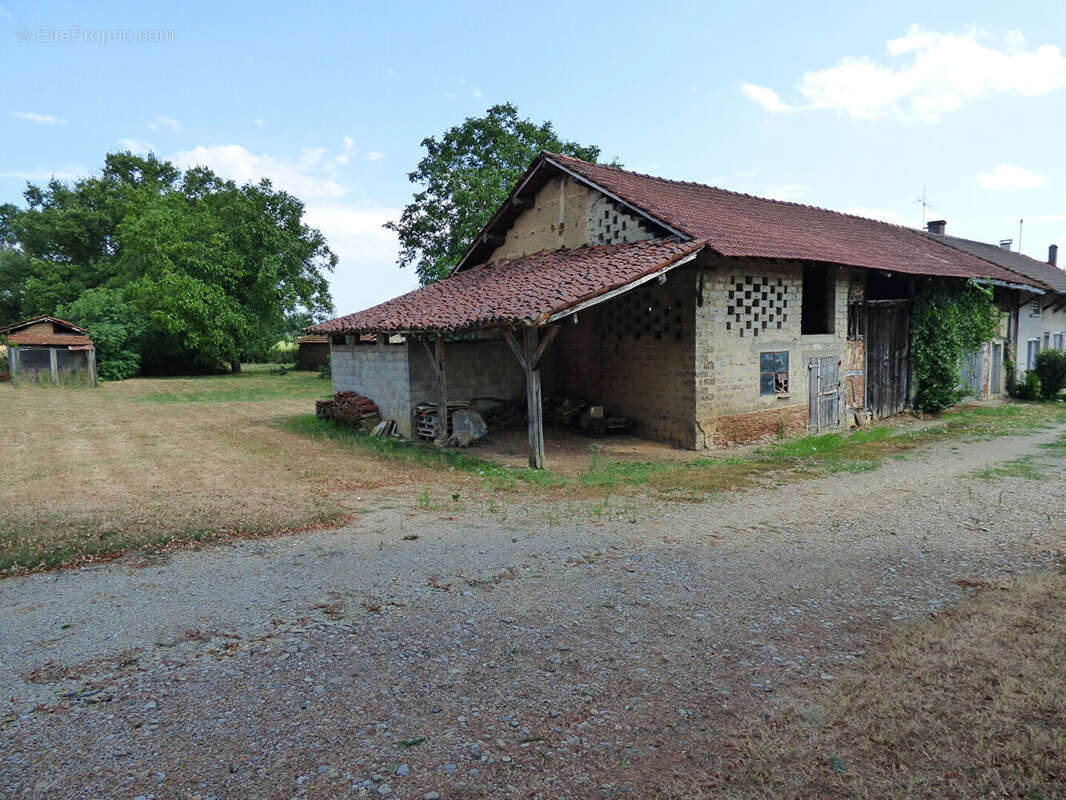 Maison Saint Trivier De Courtes 5 pièce(s) 120 m2 - photo 2
