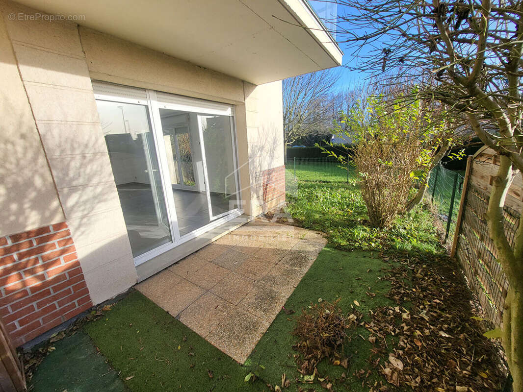 Appartement à AVION