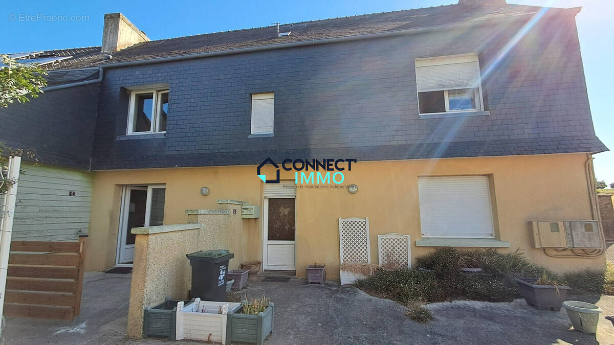 Appartement à MOTREFF