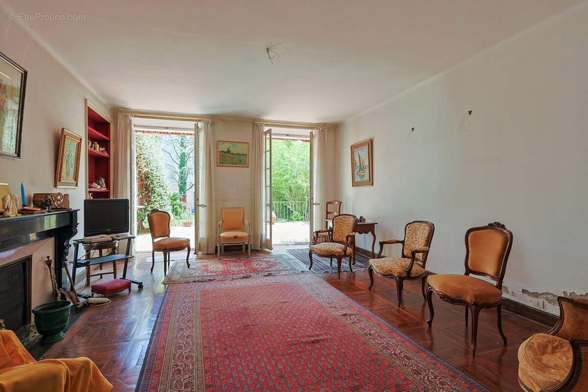 Maison à SOLLIES-PONT