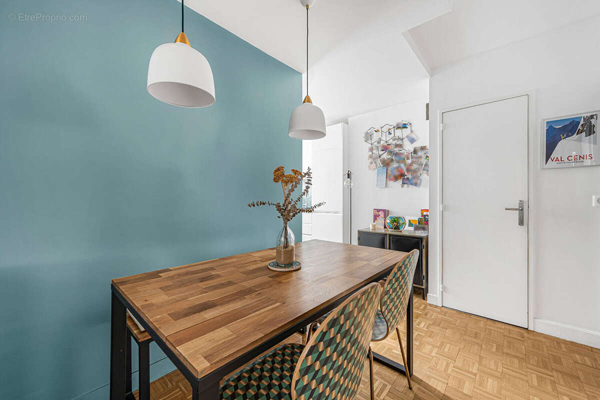 Appartement à PARIS-14E