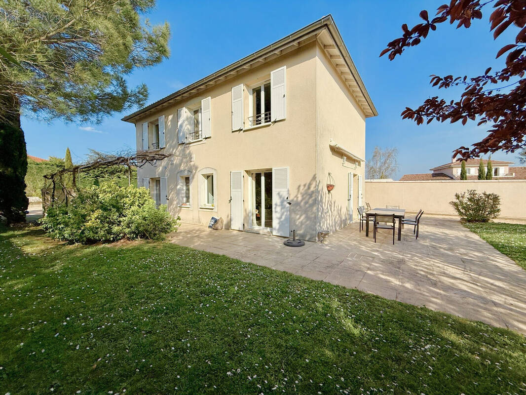 Maison à CHAPONOST