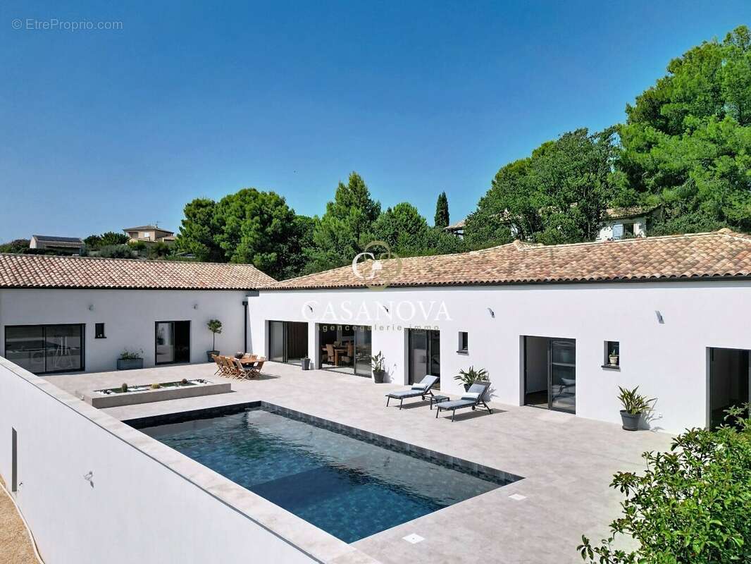 Villa d'exception : Panorama, Prestige & Potentiel à deux pas de Béziers et Pézenas - photo 3