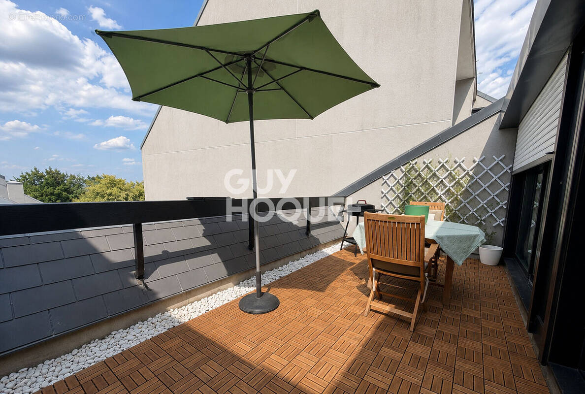 Appartement 3 pièces 76 m² · à Le Coudray-Montceaux · 76,1 m² · 205 000 €