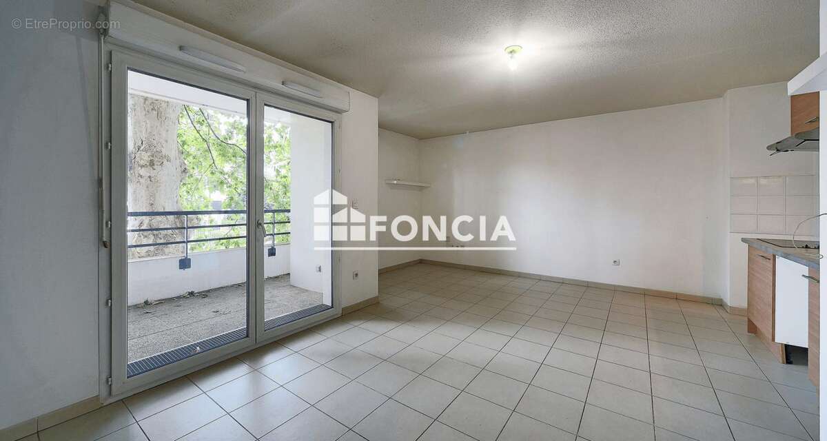 Toulouse - saint cyprien  t3 + parking - vendu libre - photo 3