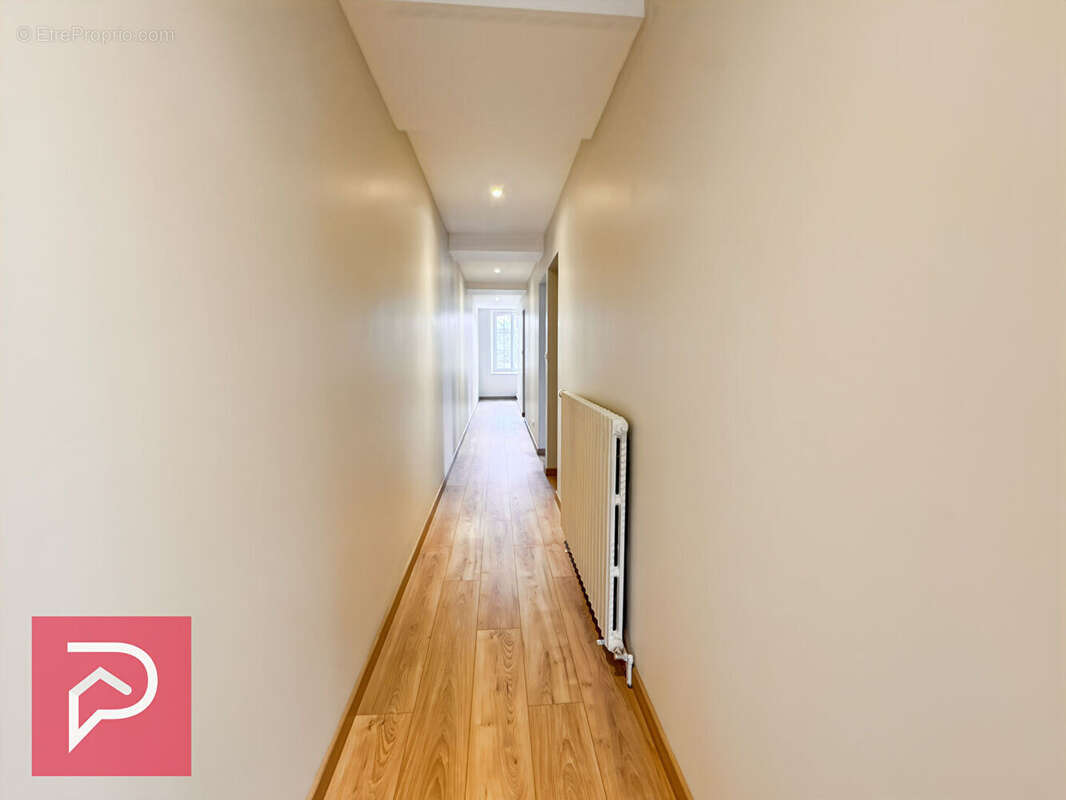 Propriété entièrement rénovée entre BERNAY / BEAUMONT-LE-ROGER - photo 14
