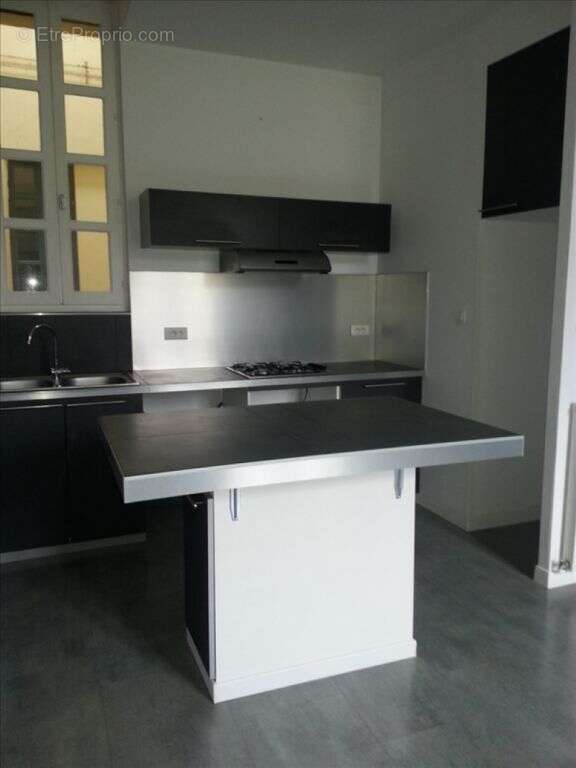 Appartement à LEVIGNAC