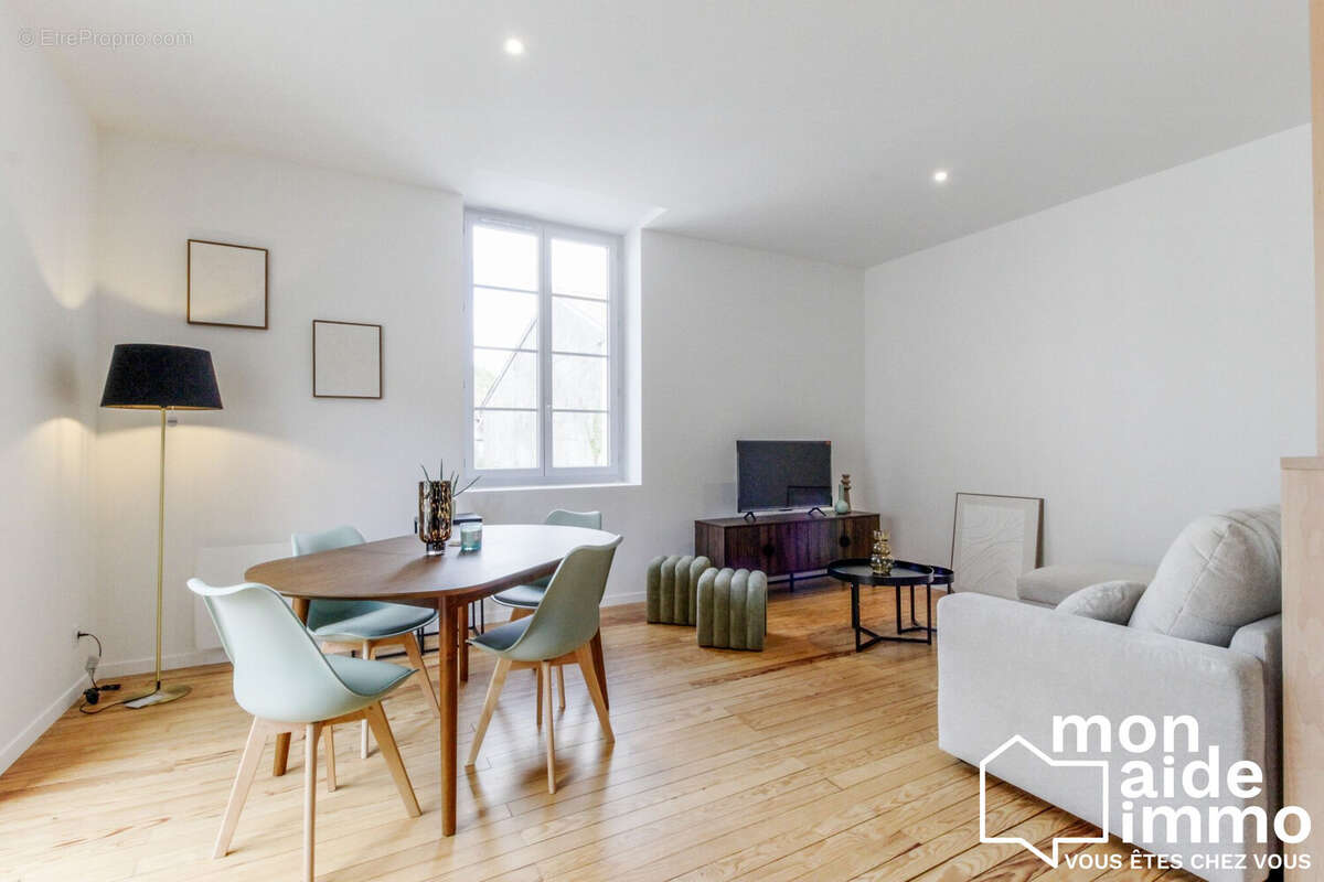 Appartement à VILLENAVE-D'ORNON